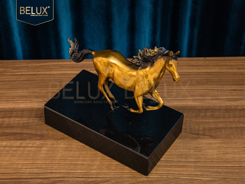 Tượng ngựa bằng đồng decor cao 20cm